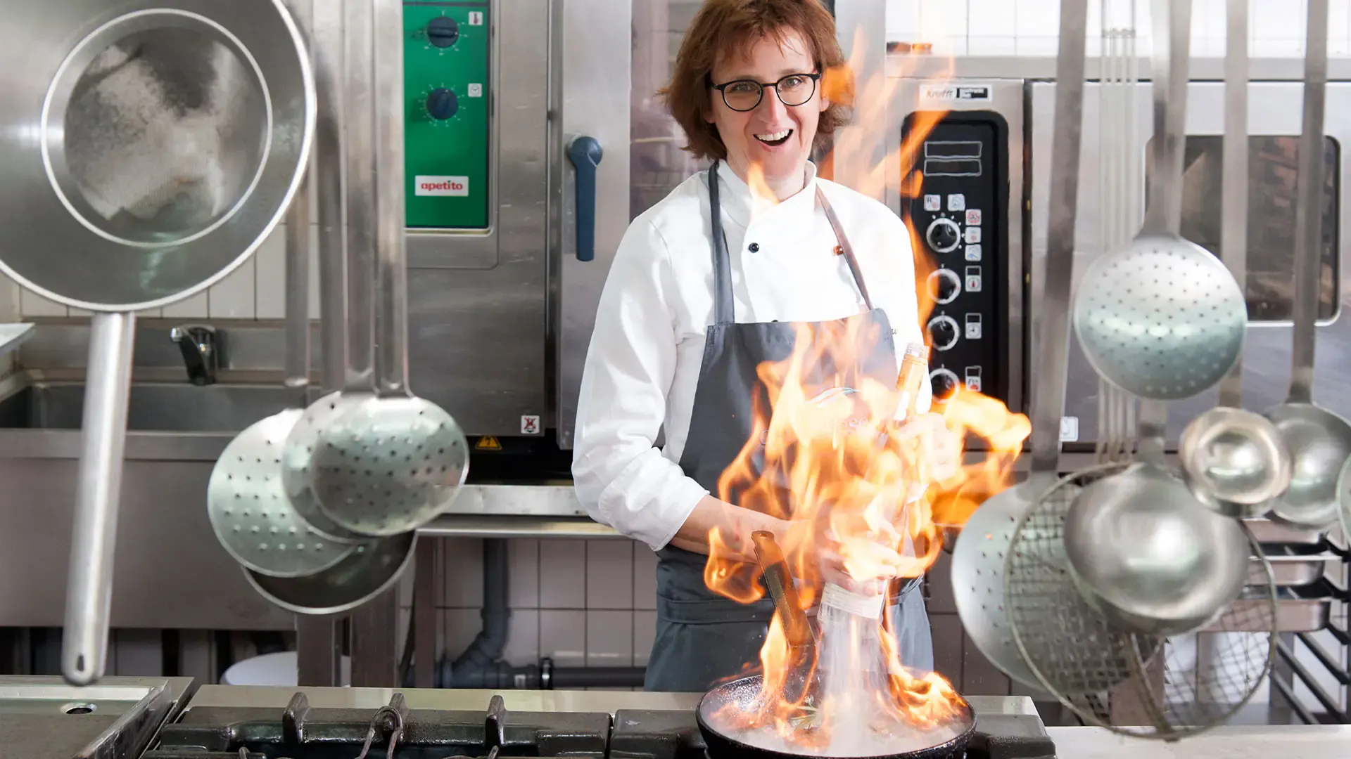 In der Küche wird flambiert